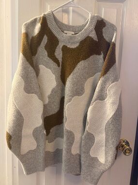 H&M Chunky Knit Crewneck Sweater in Gray, Cream & Brown